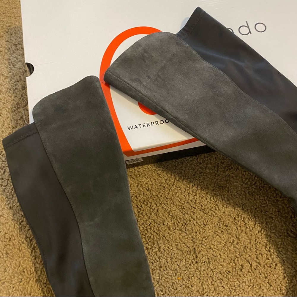 Blondo Waterproof Boots - Picture 3 of 16
